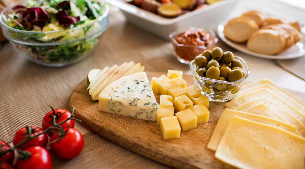 5 Healthy Cheeses to Top Off Your Next Meal
